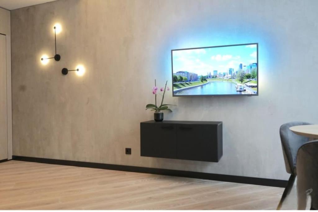 Happy Exclusive Studio, Self Check In, Parking Appartement